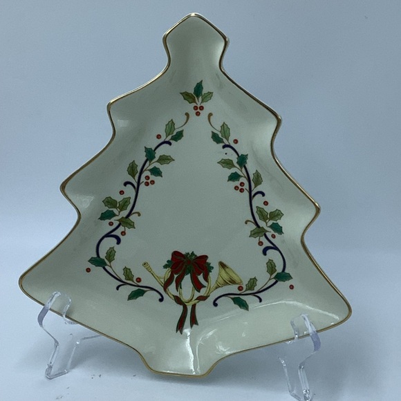 Mikasa Fine Porcelain Holiday Elegance Christmas Tree Candy Dish - Picture 1 of 7